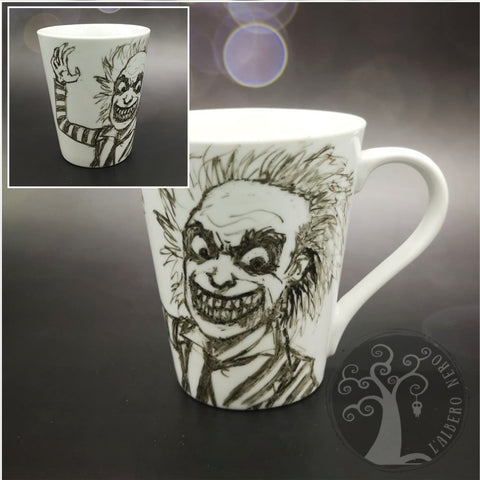 Tazza da tisana o caffè dipinta a mano - Beetlejuice